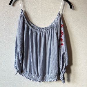 Off the shoulder top hollister